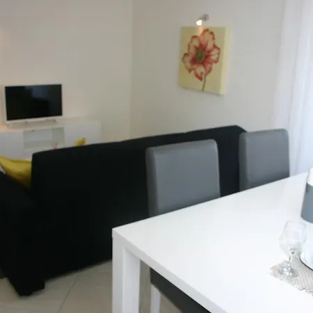 T1 Medronheira Ii Apartment *